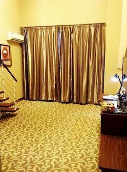 Hualian Business Hotel Шеньян Экстерьер фото